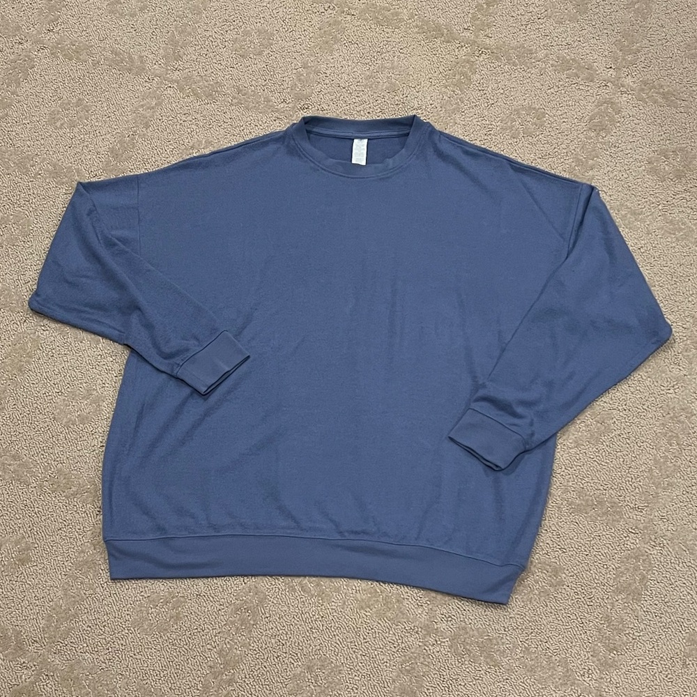 ALO Yoga Long Sleeve Top